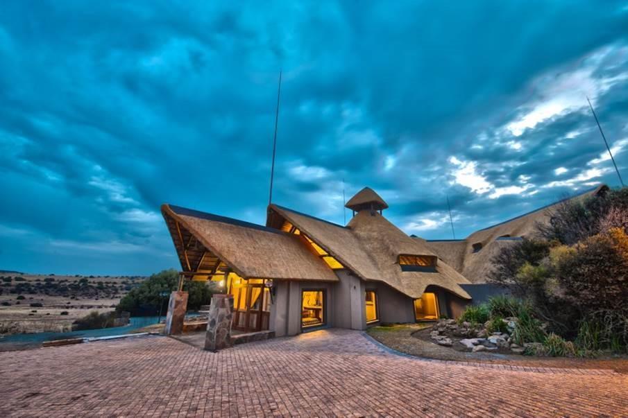 Letsatsi Game Lodge Smithfield Екстер'єр фото